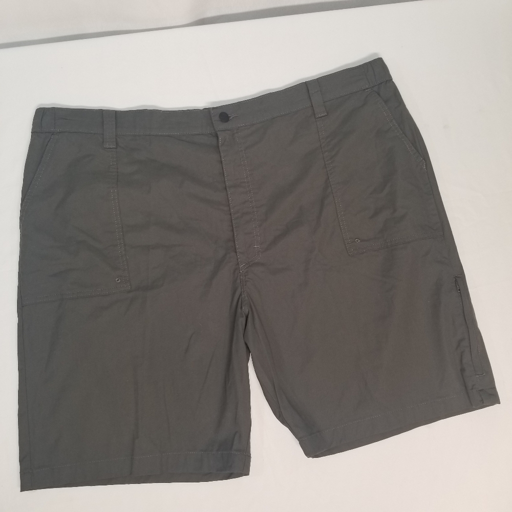 Wrangler Outdoor Men Sz 48 Flat Front Shorts Gray Hidden Zipper Pocket Front Zip